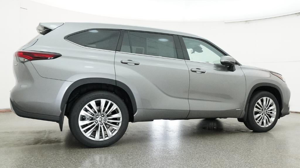 2026 Toyota Highlander Hybrid Hybrid Platinum