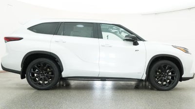 2026 Toyota Highlander Hybrid Hybrid XLE