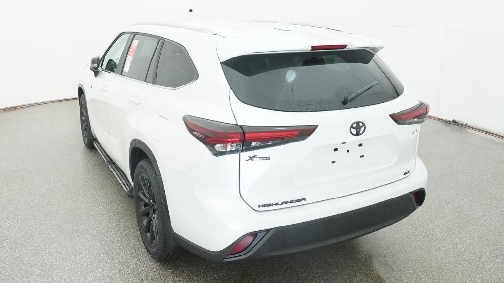 2026 Toyota Highlander Hybrid Hybrid XLE