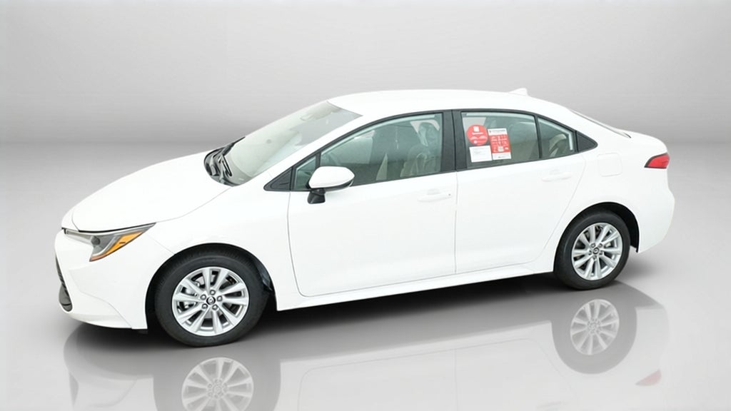 2027 Toyota Corolla LE