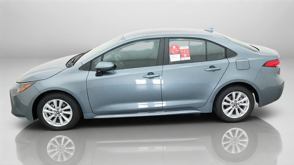 2027 Toyota Corolla LE