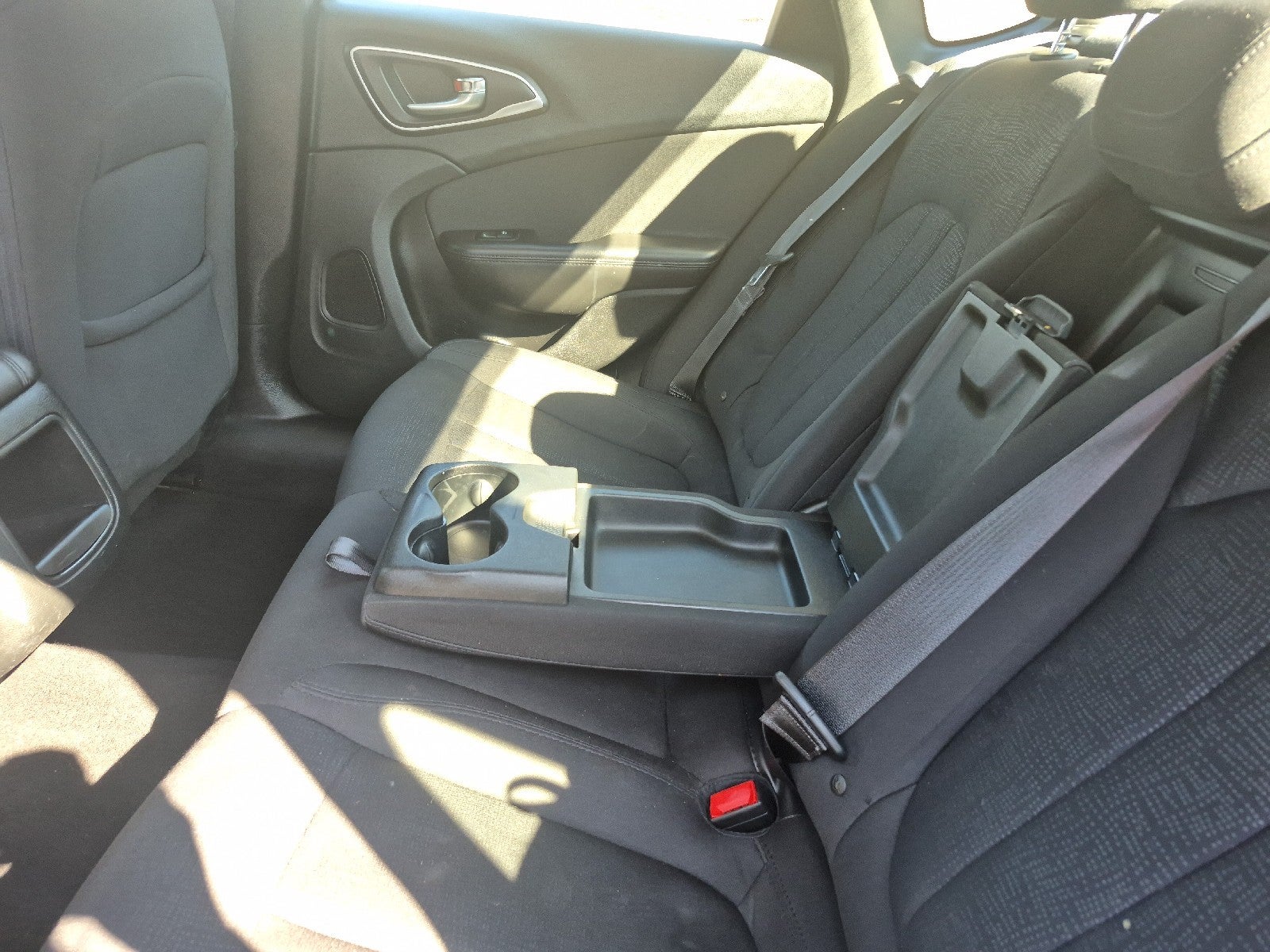 2015 Chrysler 200 LX