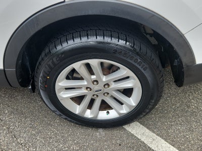 2017 Ford Explorer Base