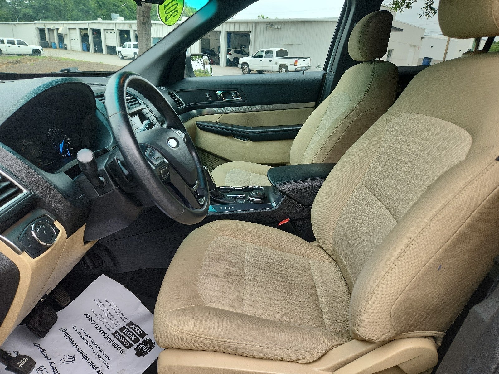 2017 Ford Explorer Base