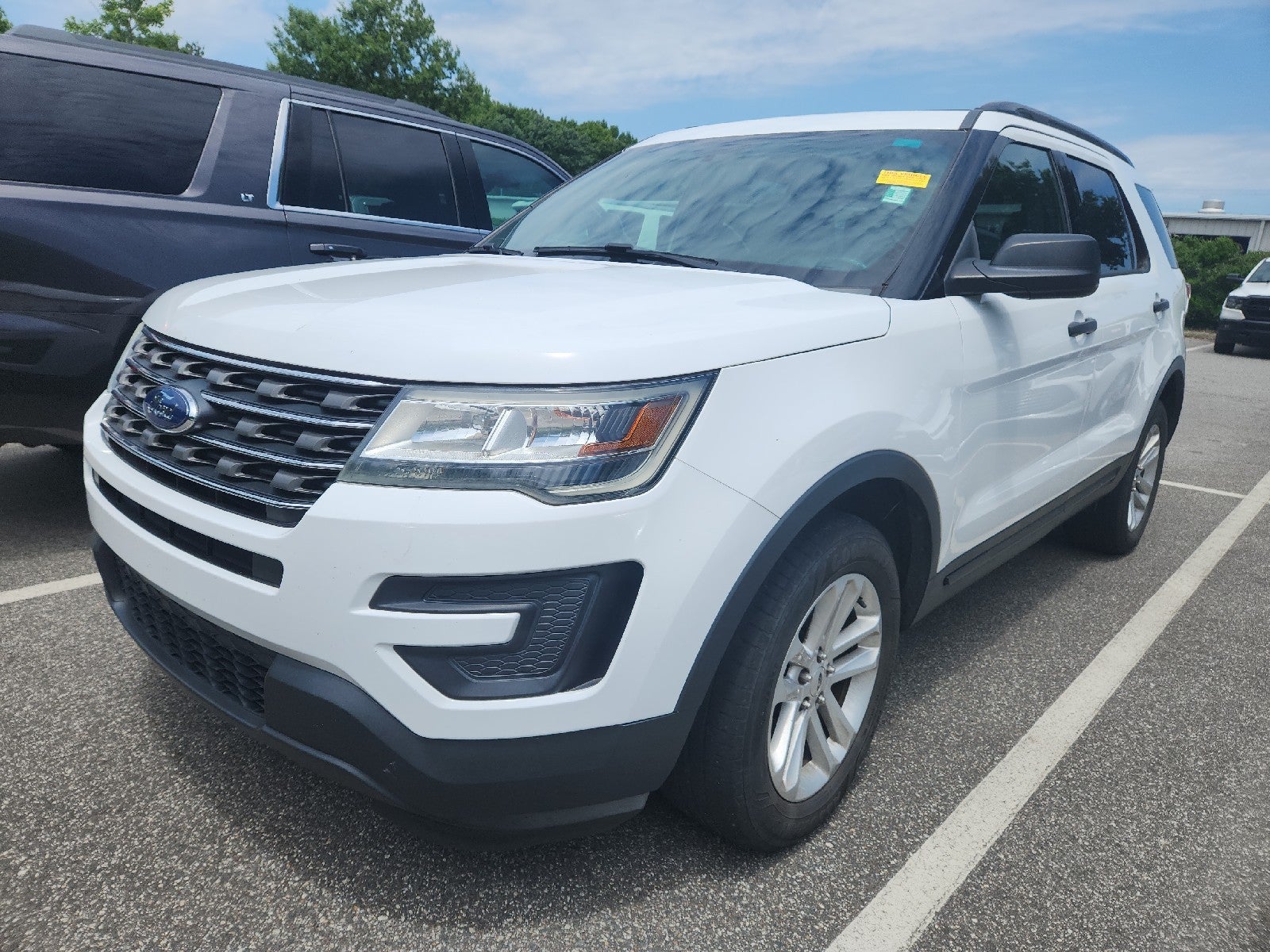 2017 Ford Explorer Base