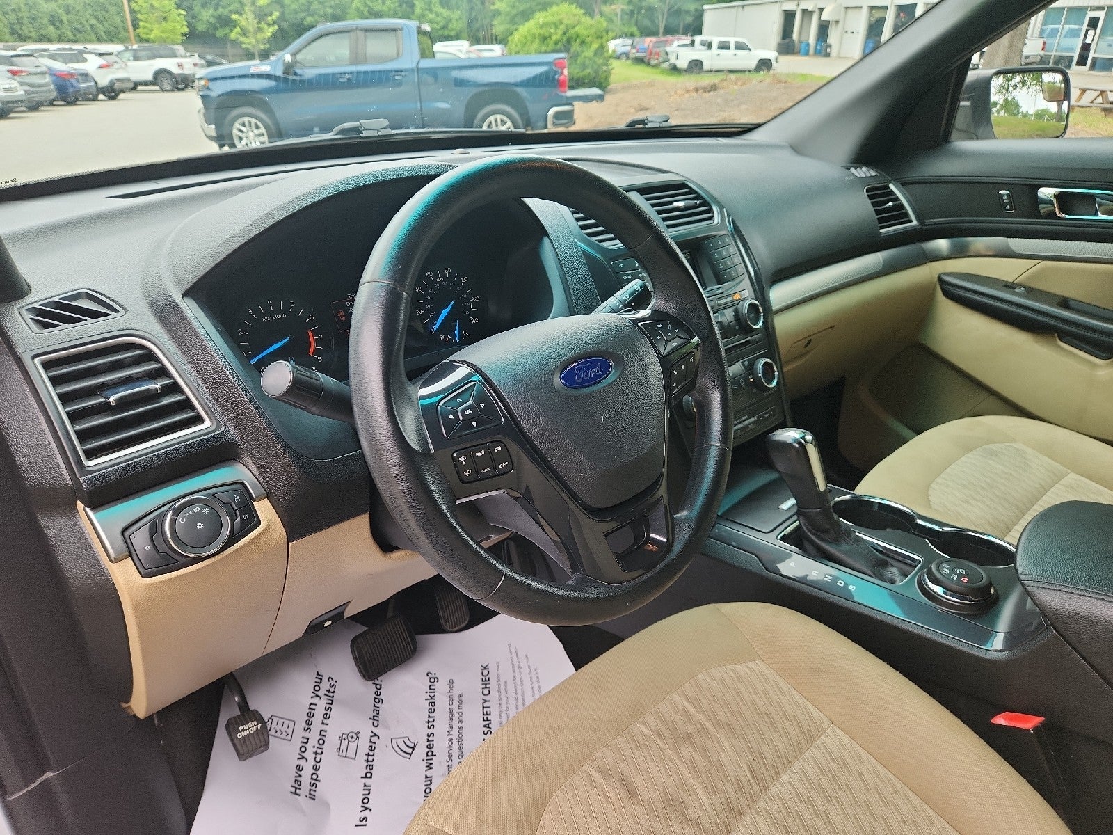 2017 Ford Explorer Base