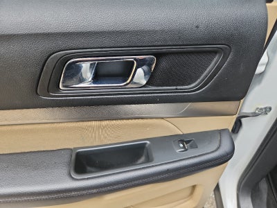 2017 Ford Explorer Base
