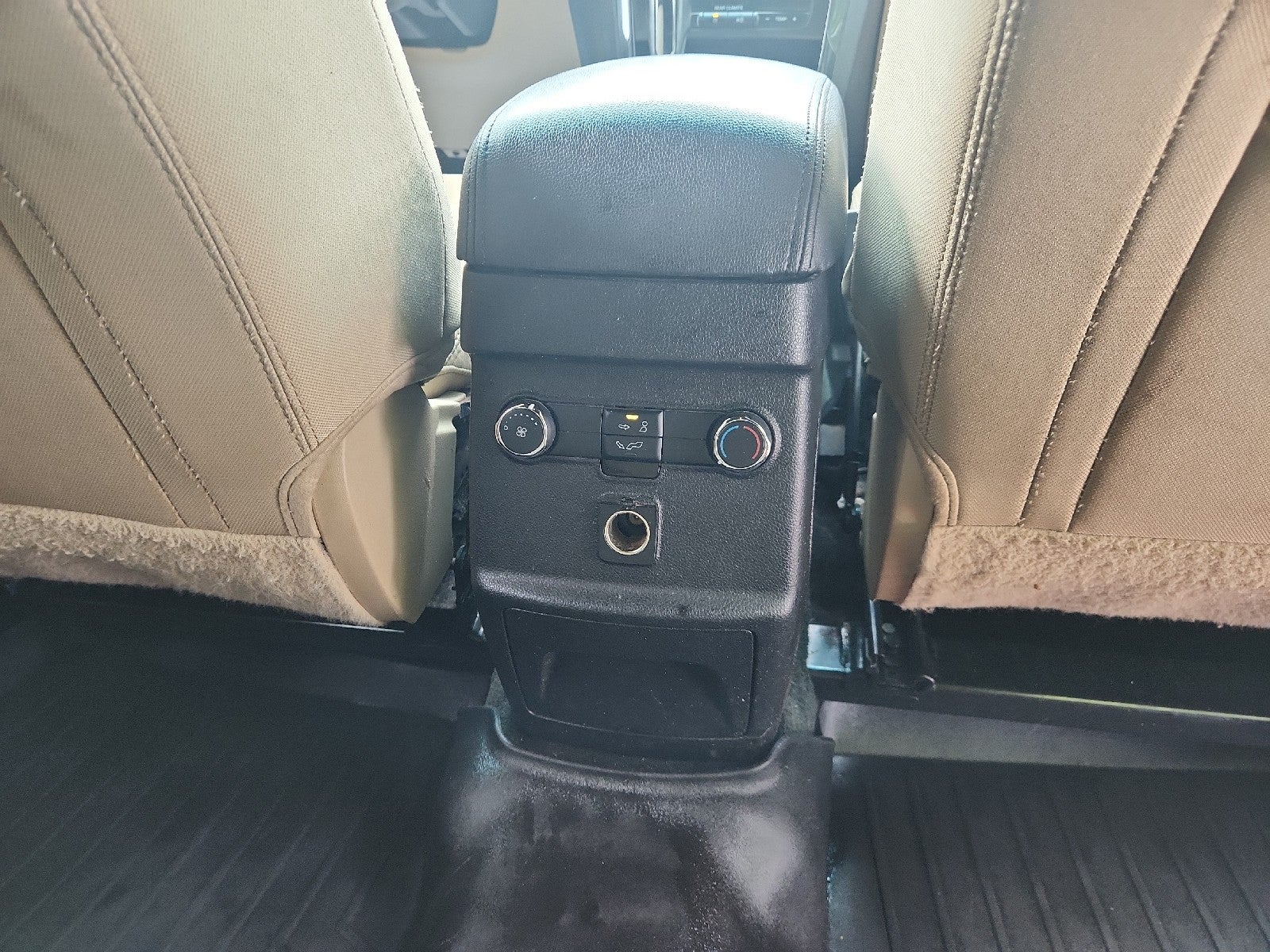 2017 Ford Explorer Base