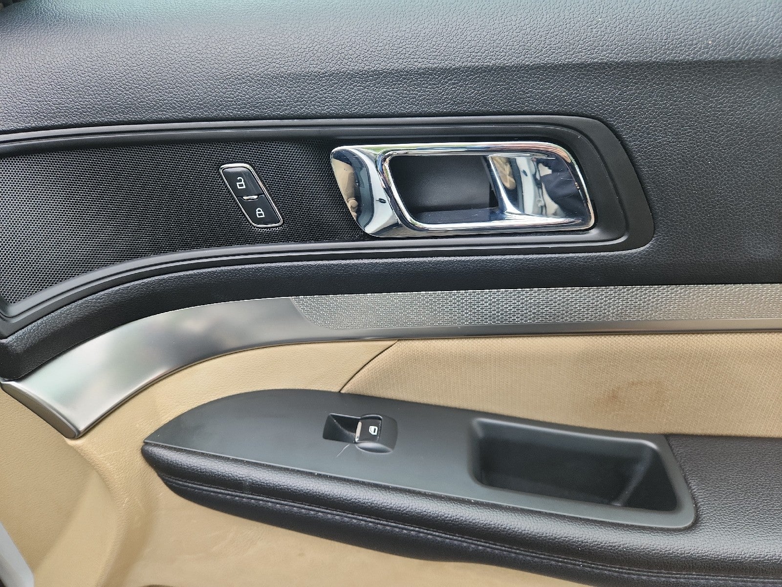 2017 Ford Explorer Base