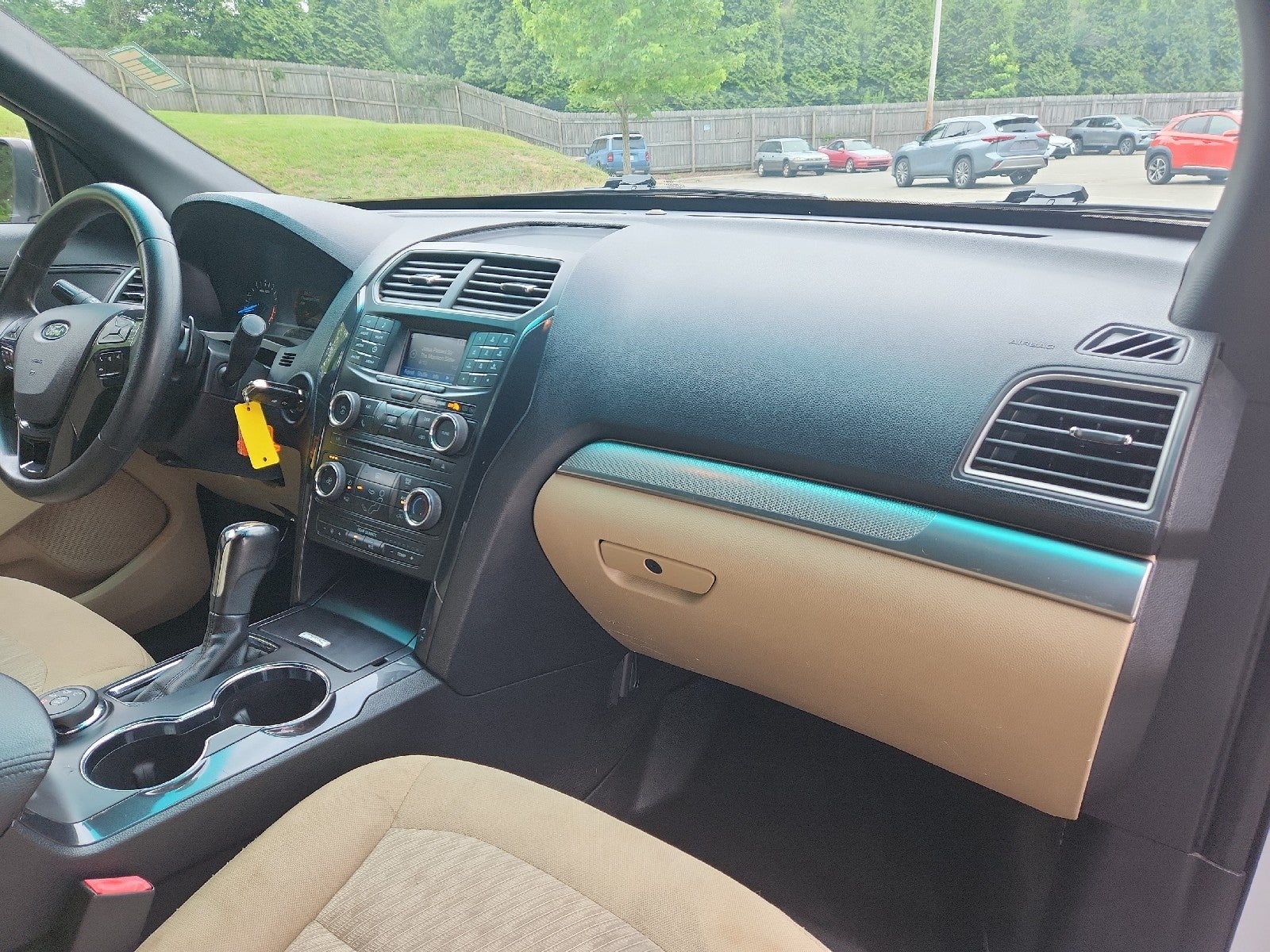 2017 Ford Explorer Base