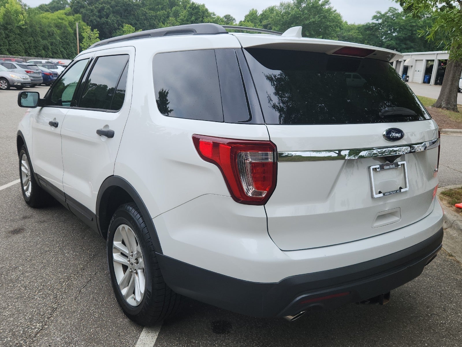 2017 Ford Explorer Base