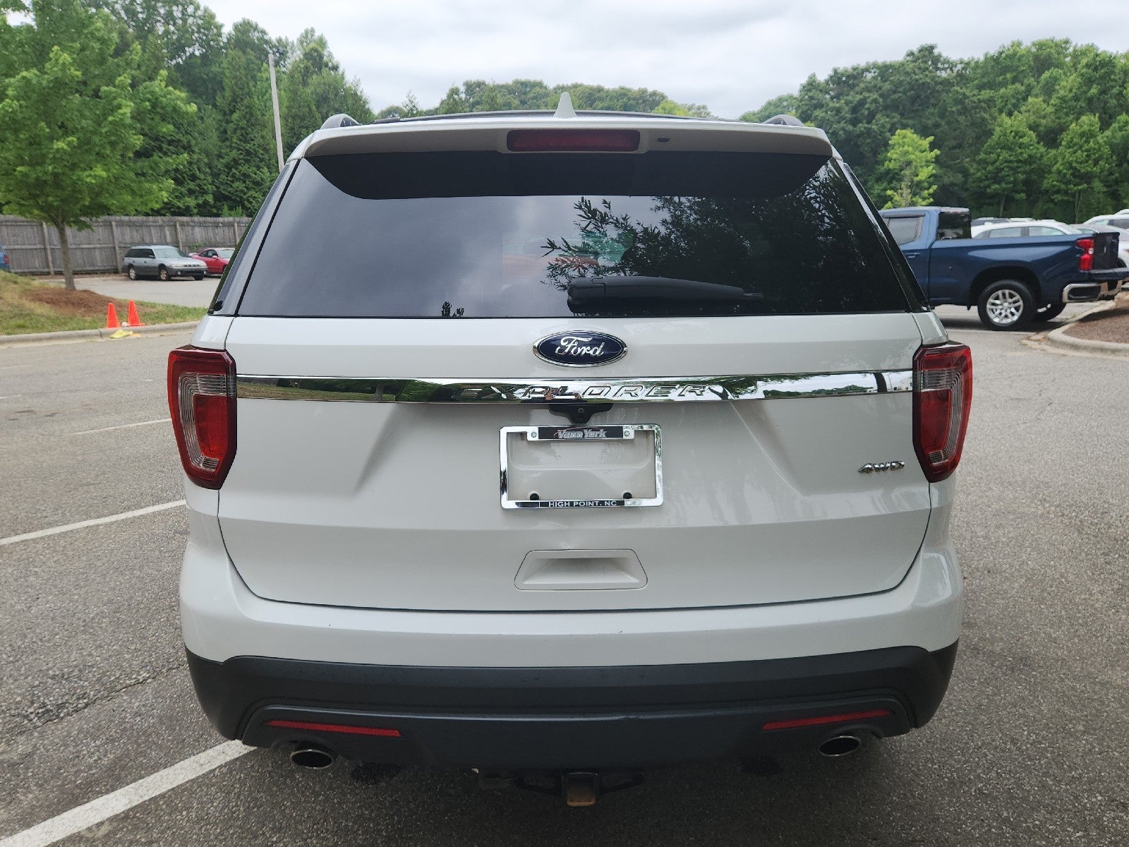 2017 Ford Explorer Base
