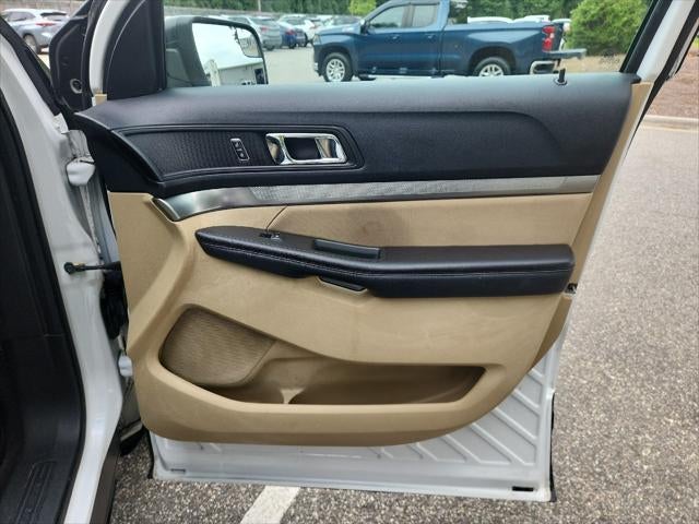 2017 Ford Explorer Base