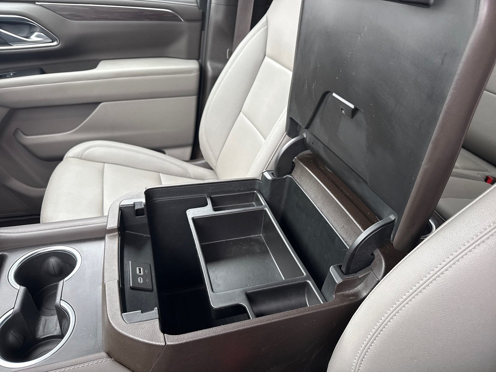 2023 Chevrolet Suburban Z71