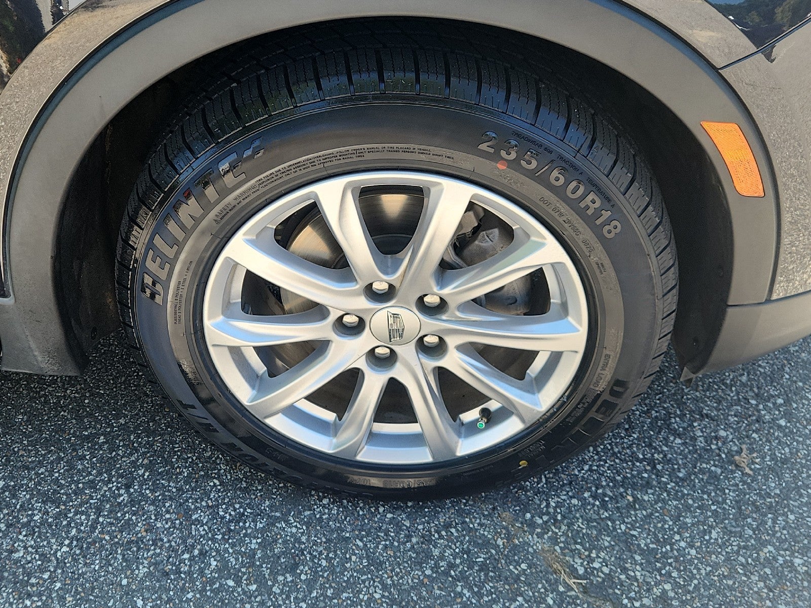 2023 Cadillac XT4 AWD Luxury