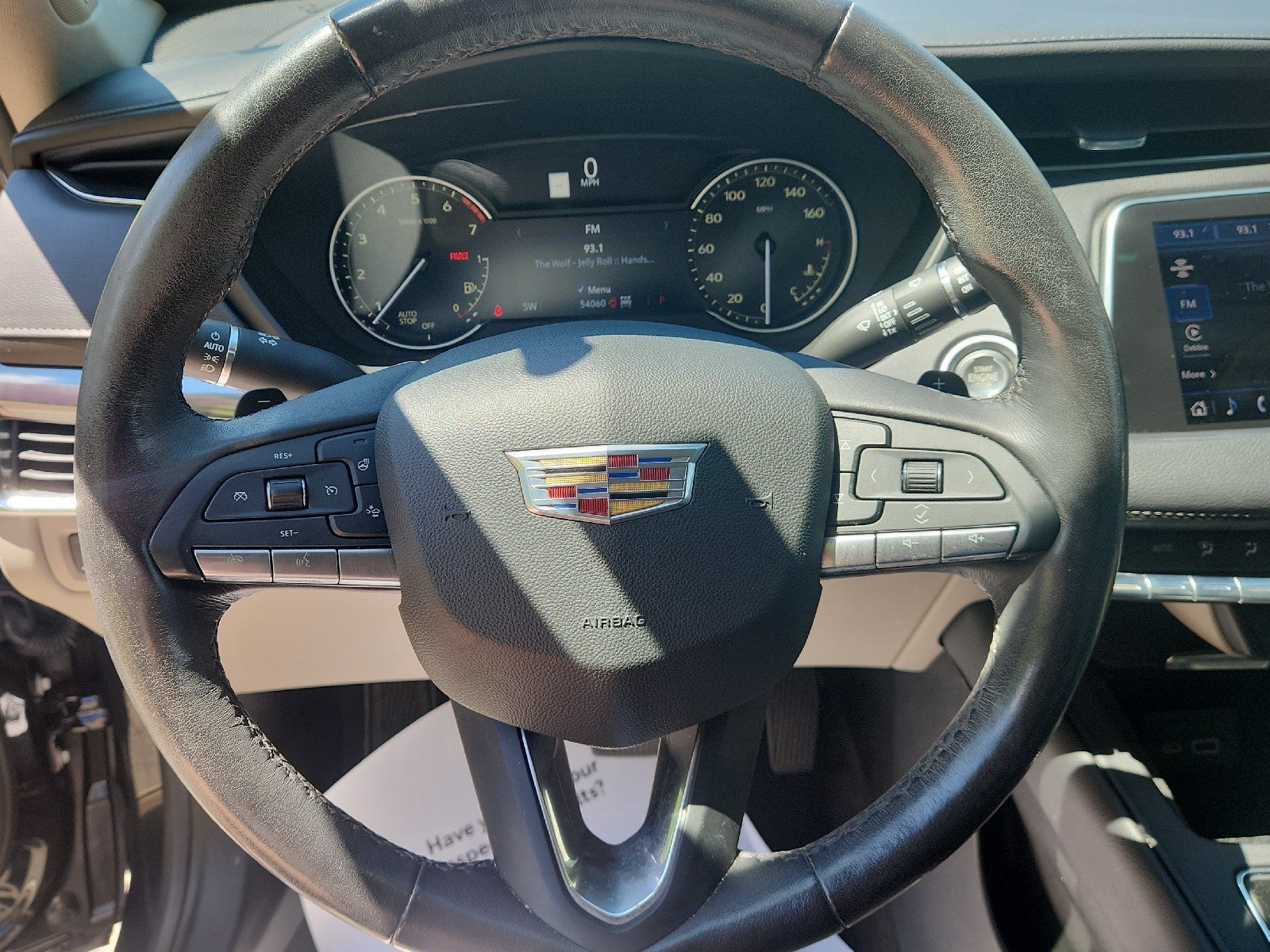 2023 Cadillac XT4 AWD Luxury