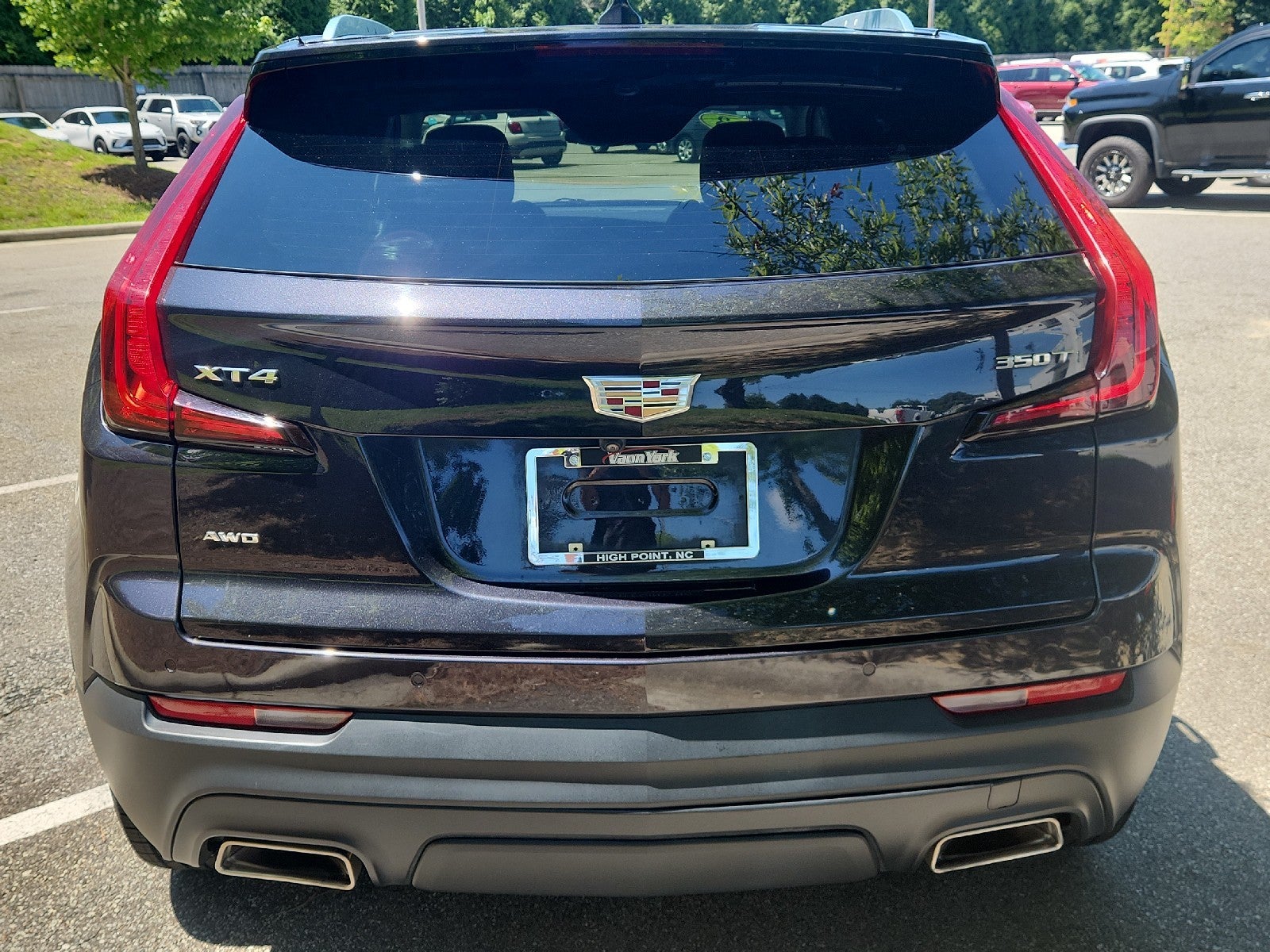 2023 Cadillac XT4 AWD Luxury