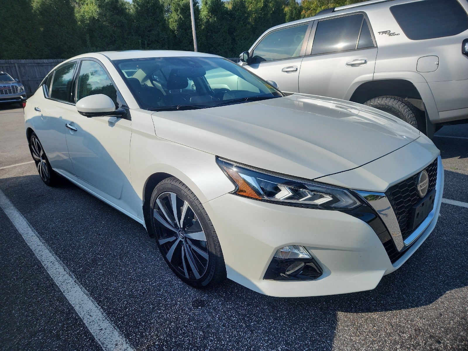 2020 Nissan Altima 2.5 Platinum