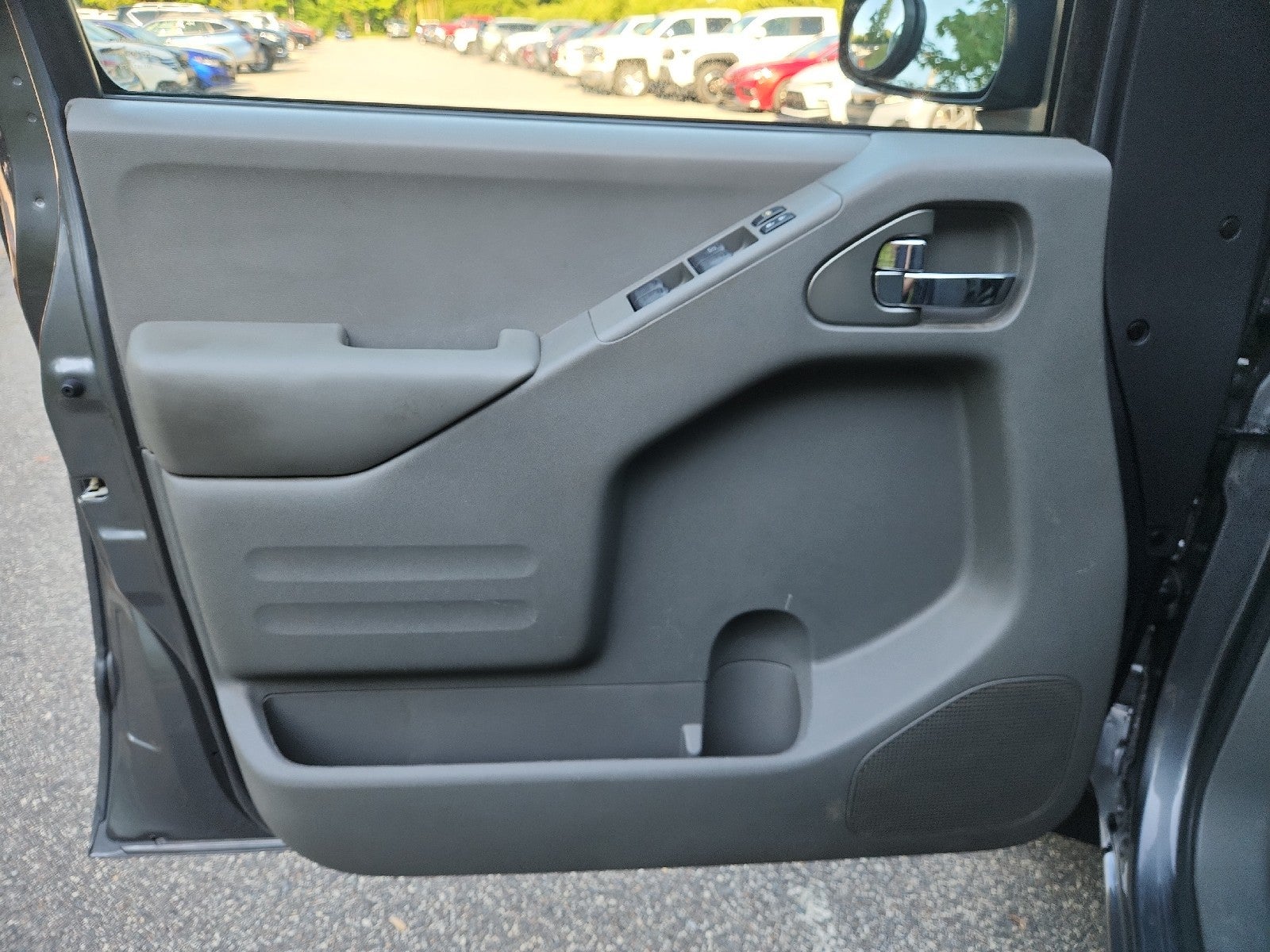 2020 Nissan Frontier SV