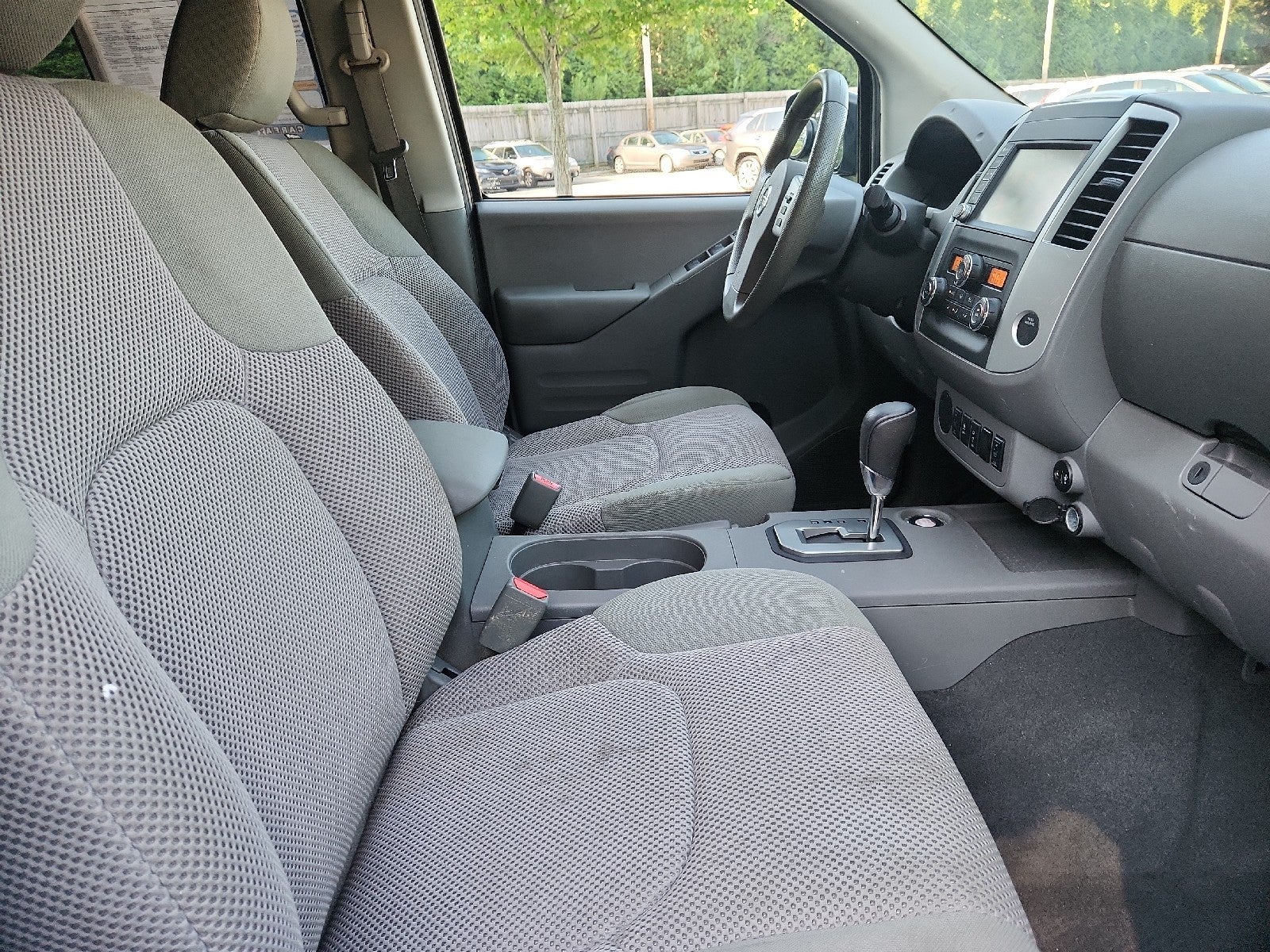 2020 Nissan Frontier SV