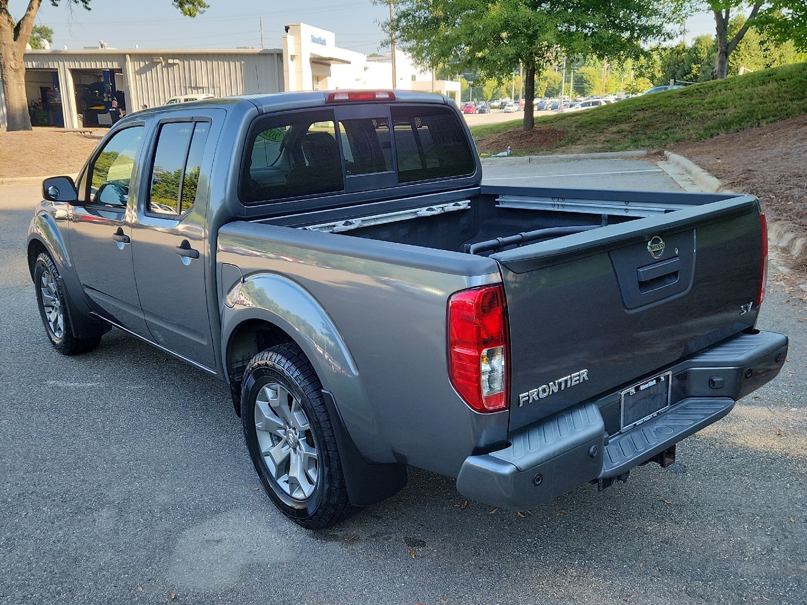 2020 Nissan Frontier SV