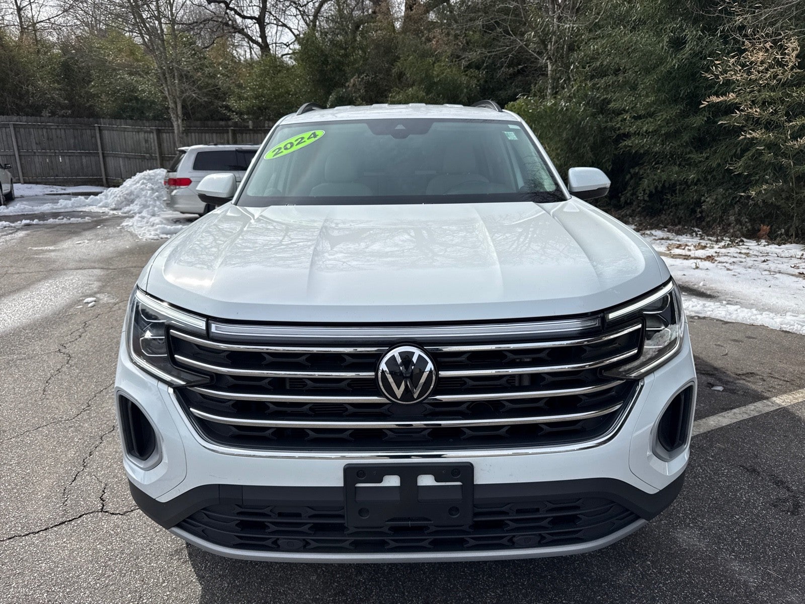 2024 Volkswagen Atlas 2.0T SE