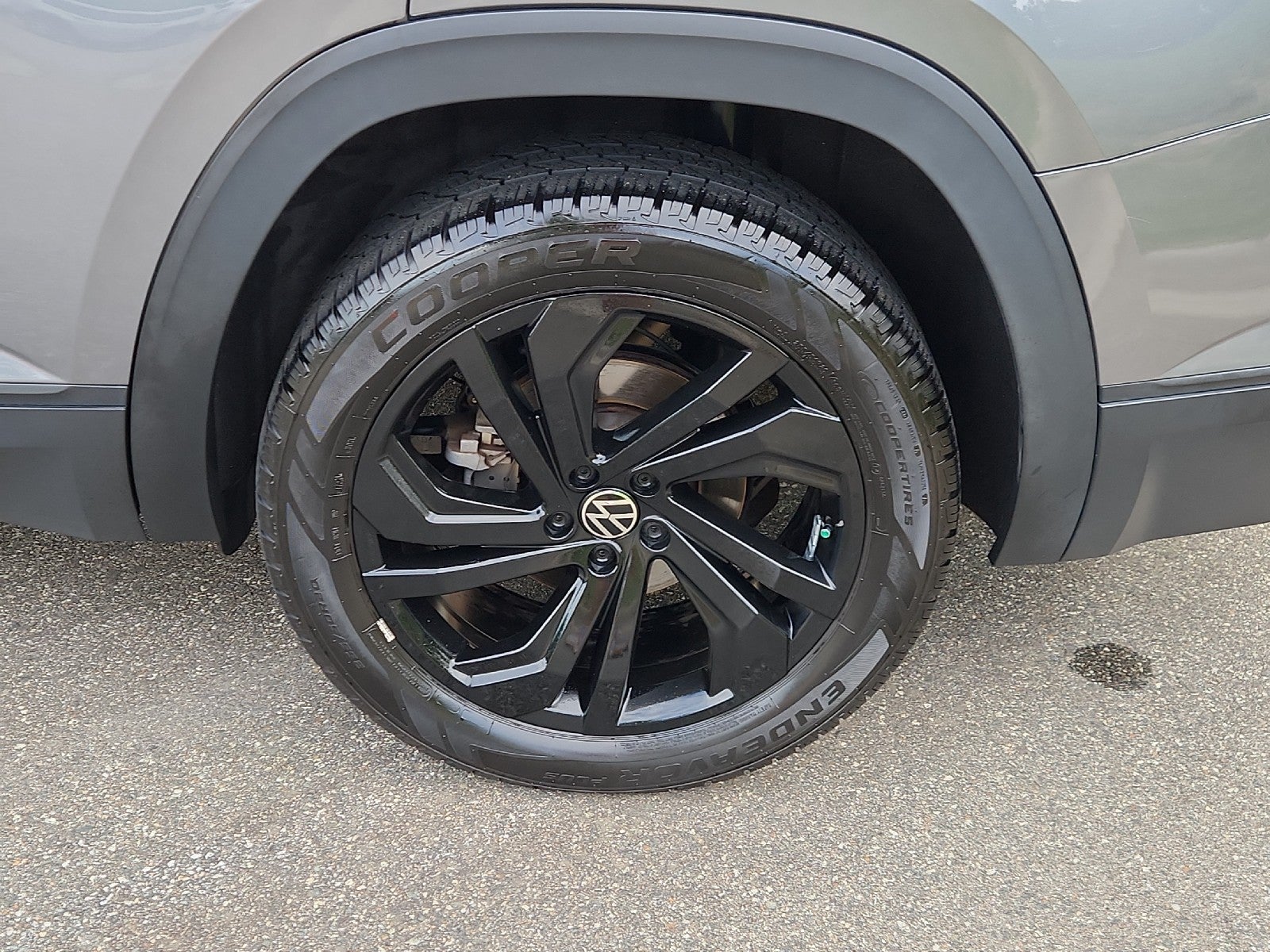 2022 Volkswagen Atlas 3.6L V6 SE w/Technology