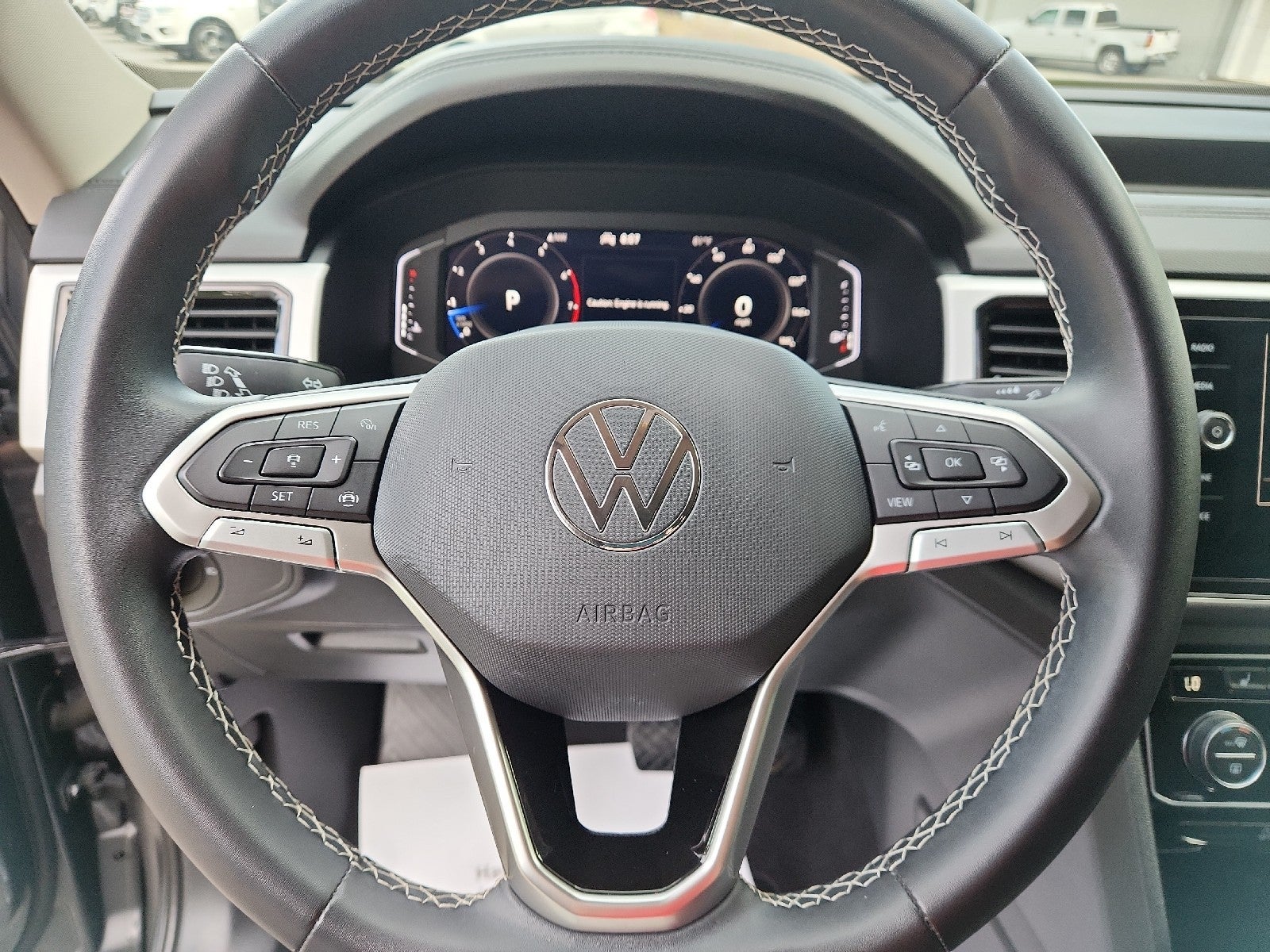 2022 Volkswagen Atlas 3.6L V6 SE w/Technology