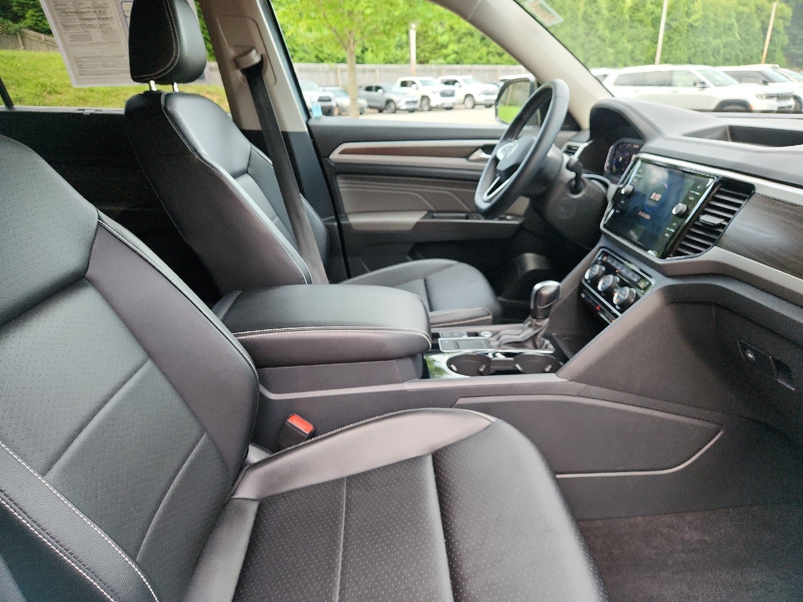 2022 Volkswagen Atlas 3.6L V6 SE w/Technology