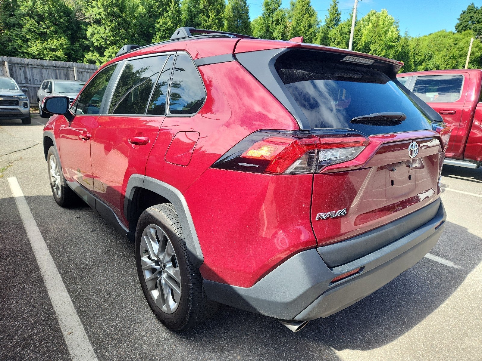 2025 Toyota RAV4 XLE Premium