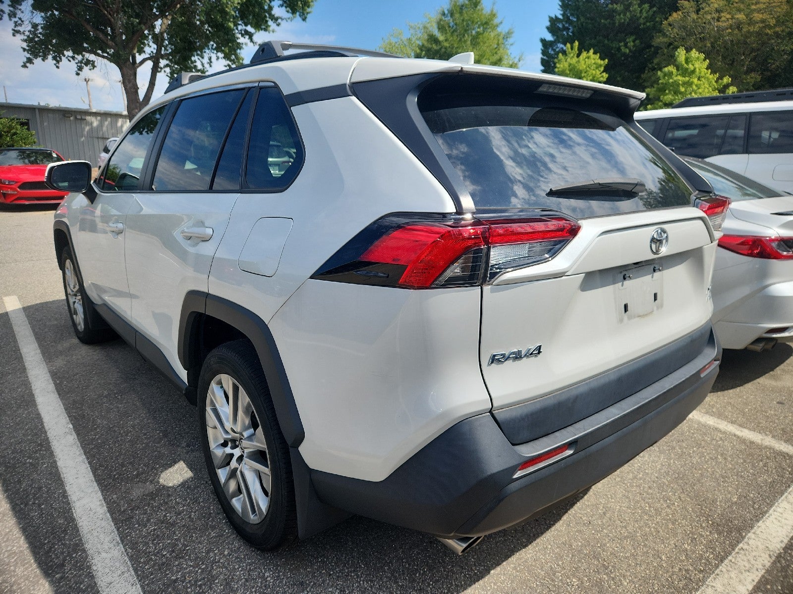 2024 Toyota RAV4 XLE Premium