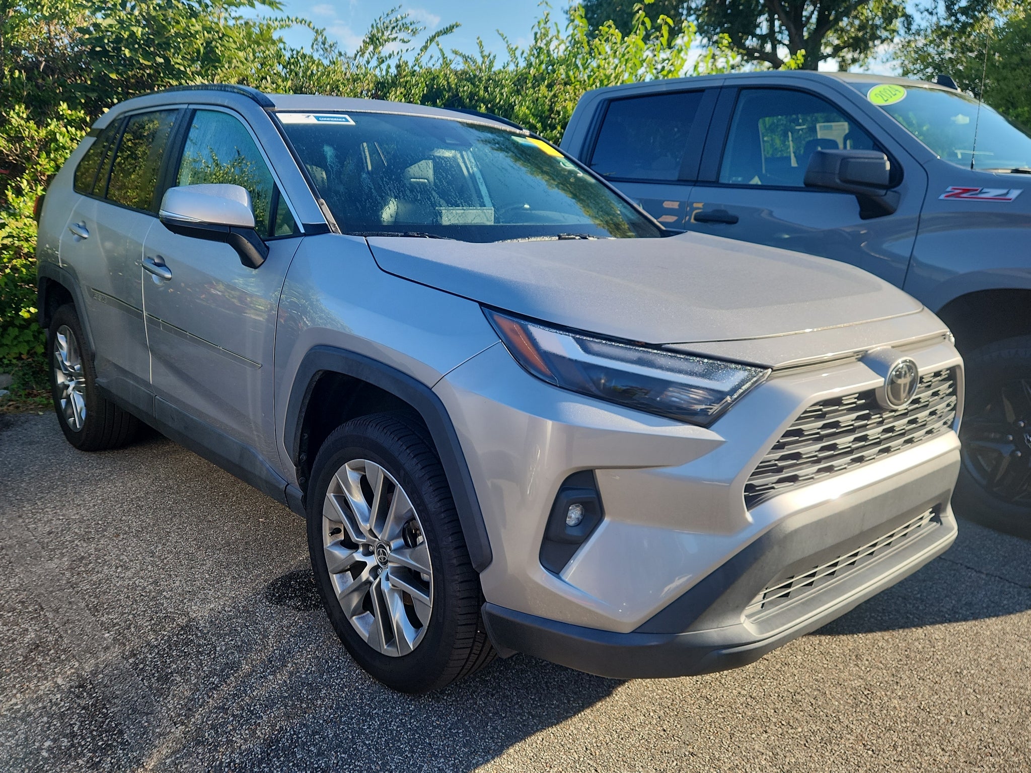 2022 Toyota RAV4 XLE Premium