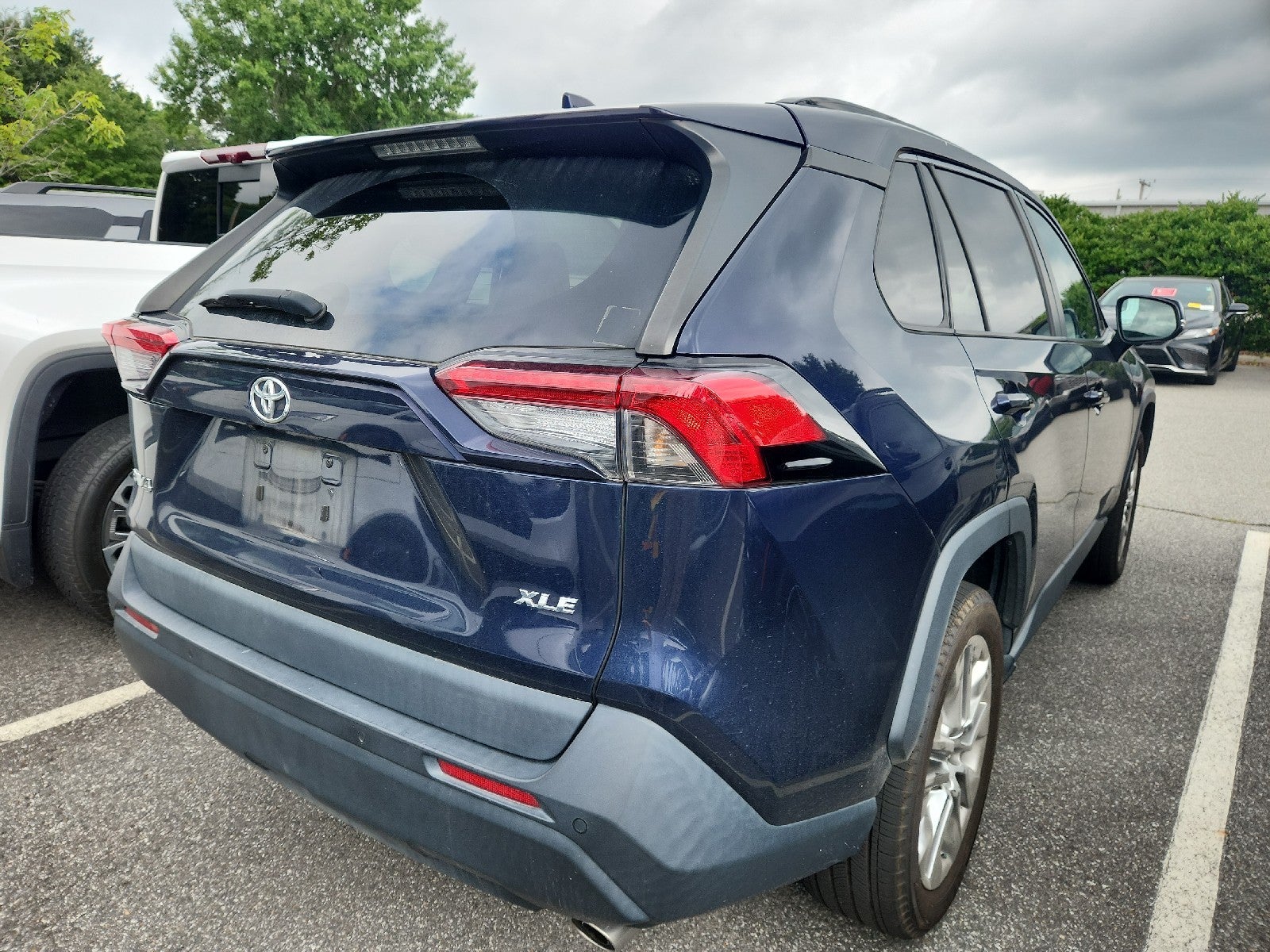 2021 Toyota RAV4 XLE Premium