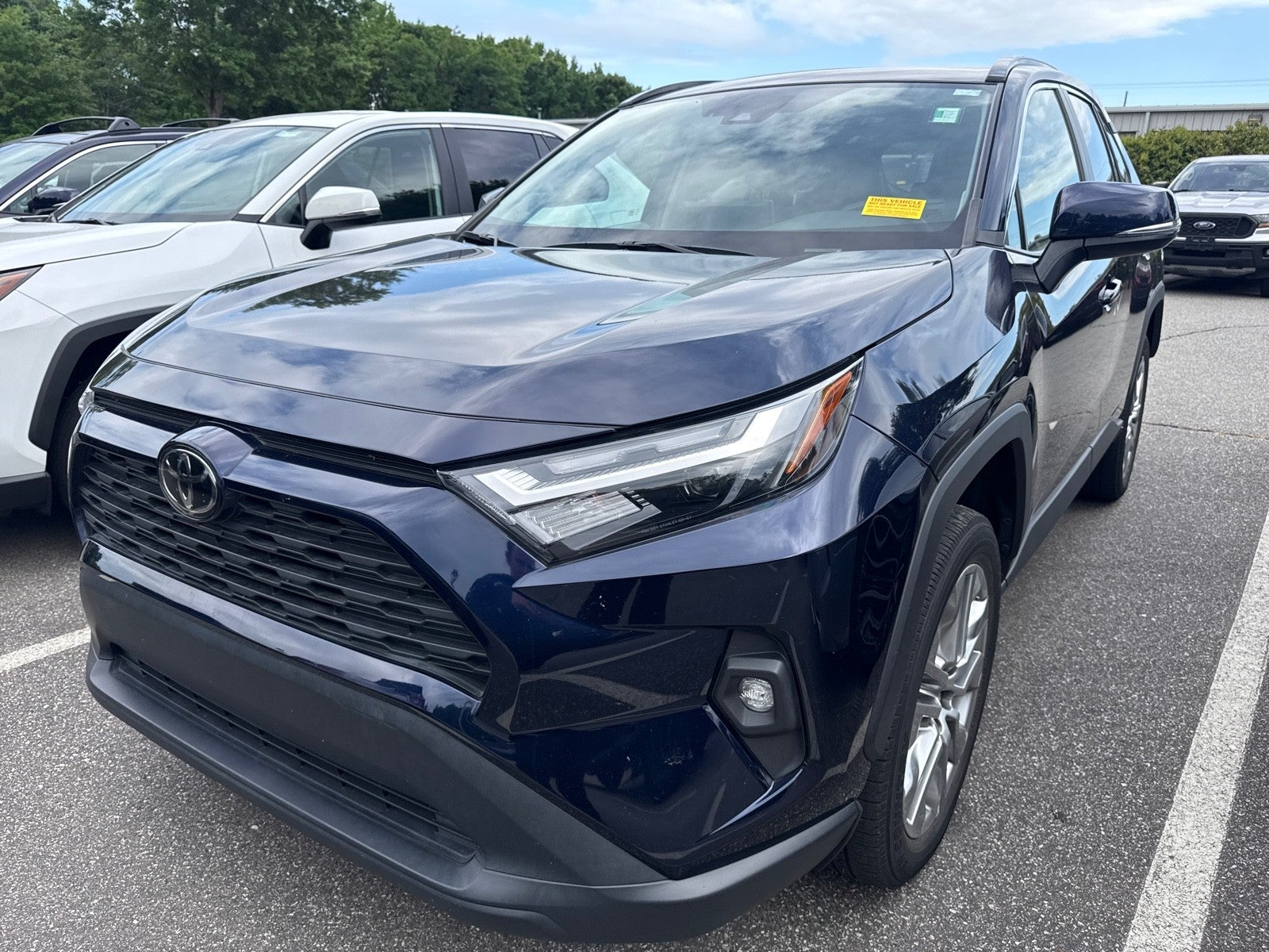 2022 Toyota RAV4 XLE Premium