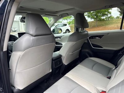 2022 Toyota RAV4 XLE Premium