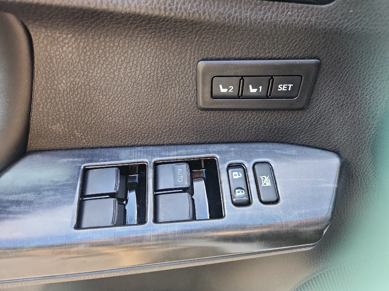 2017 Toyota RAV4 Platinum