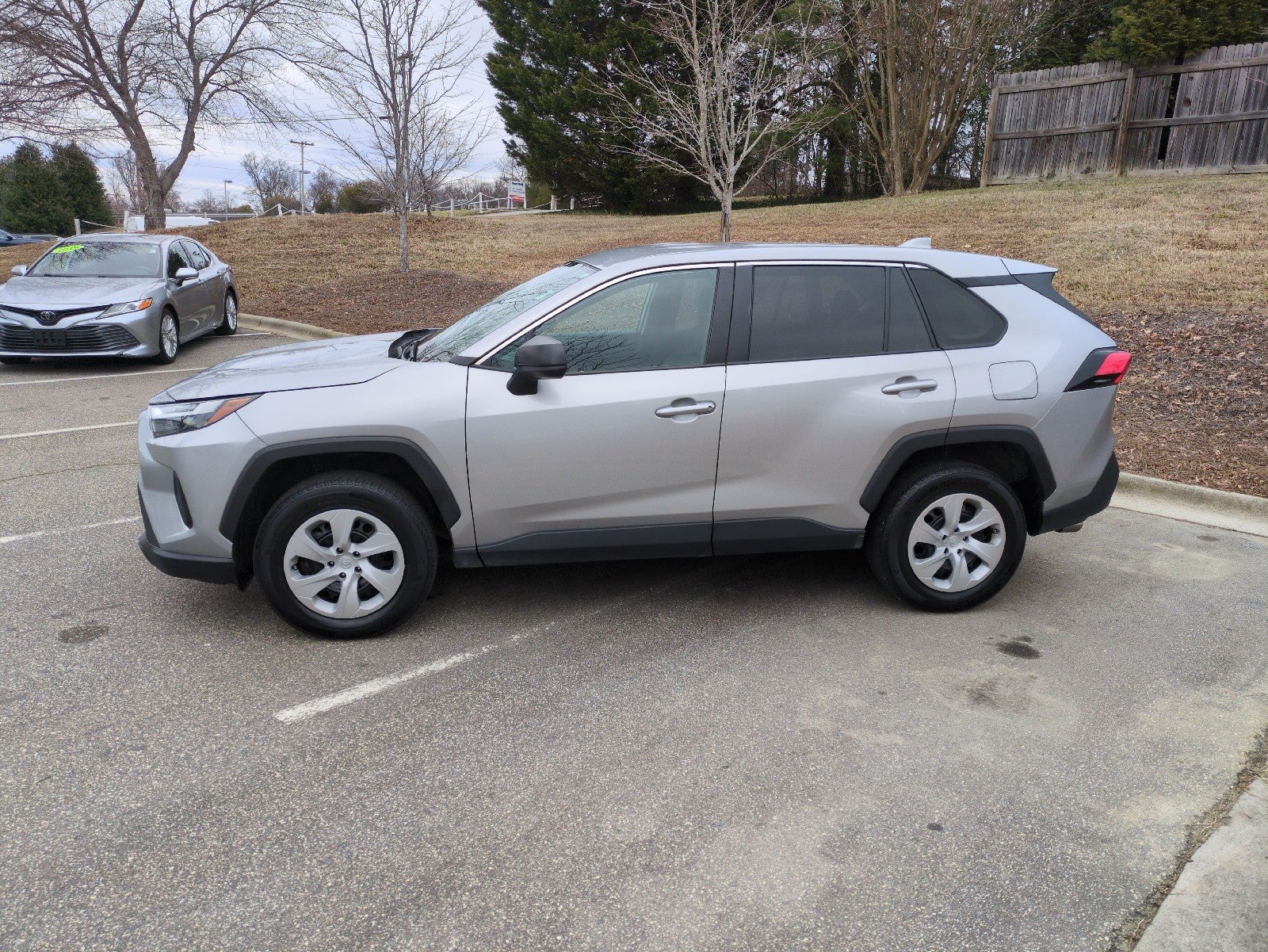 2024 Toyota RAV4 LE