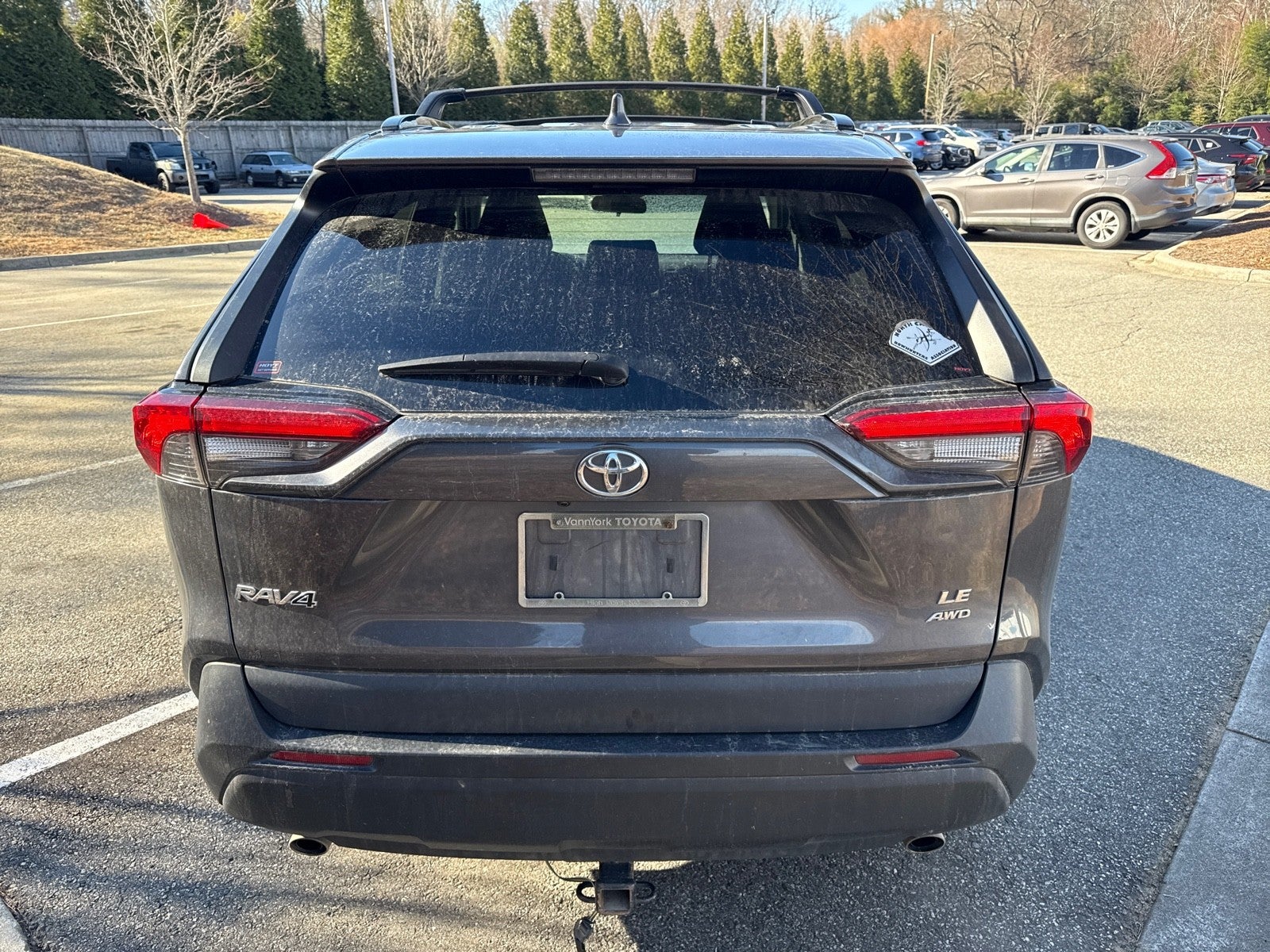 2020 Toyota RAV4 LE