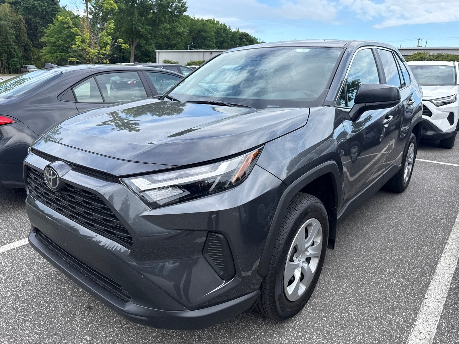 2025 Toyota RAV4 LE