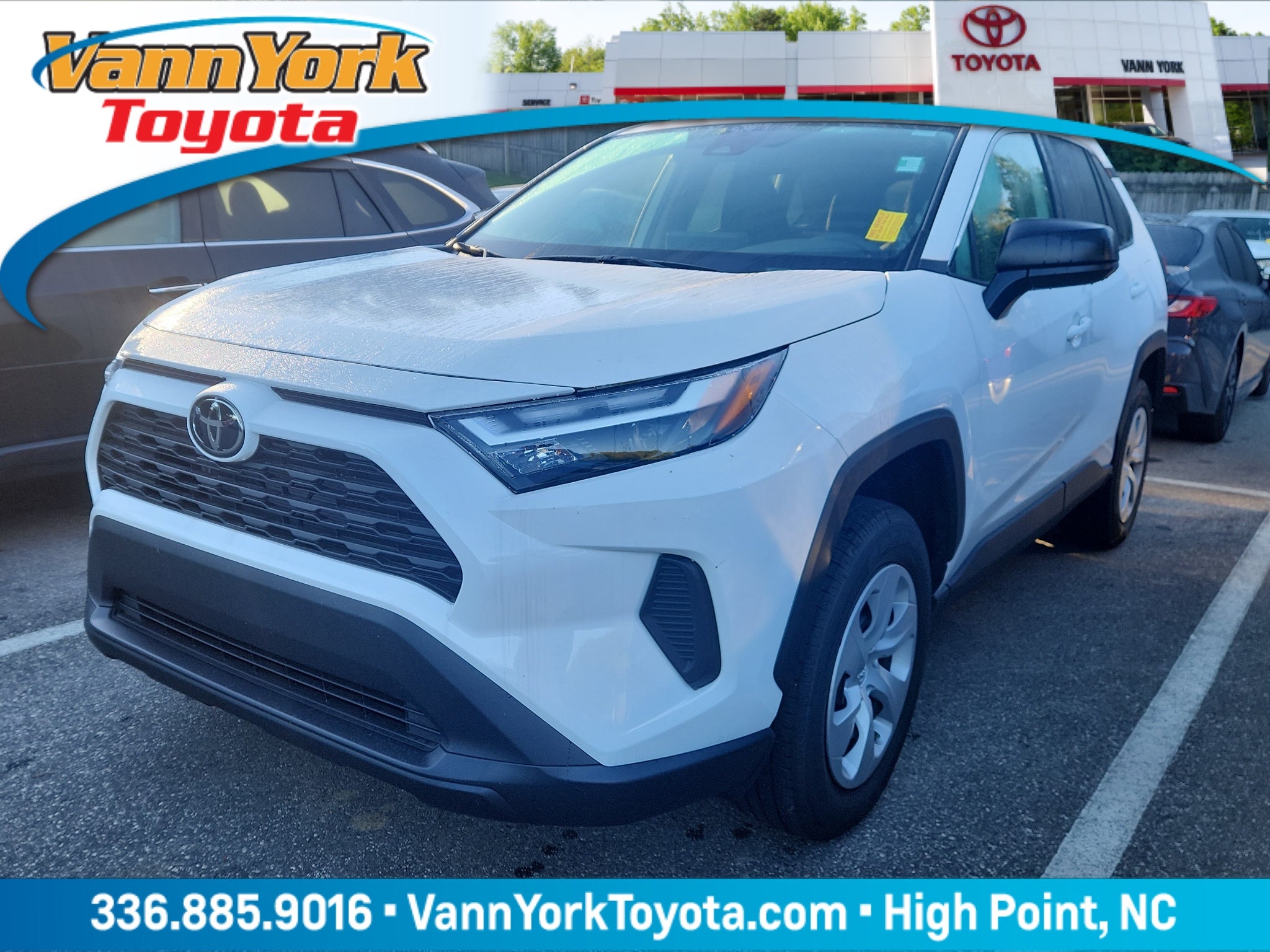 2025 Toyota RAV4 LE