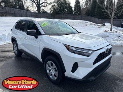 2025 Toyota RAV4 LE