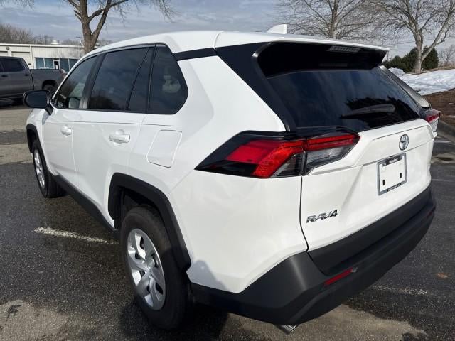 2025 Toyota RAV4 LE