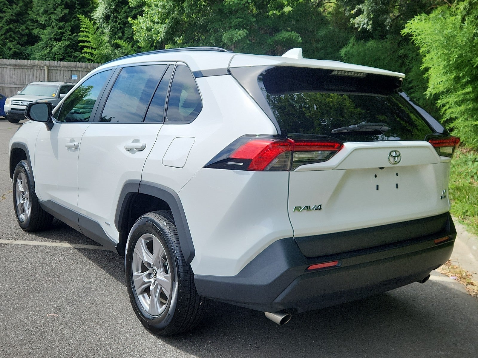 2025 Toyota RAV4 Hybrid LE