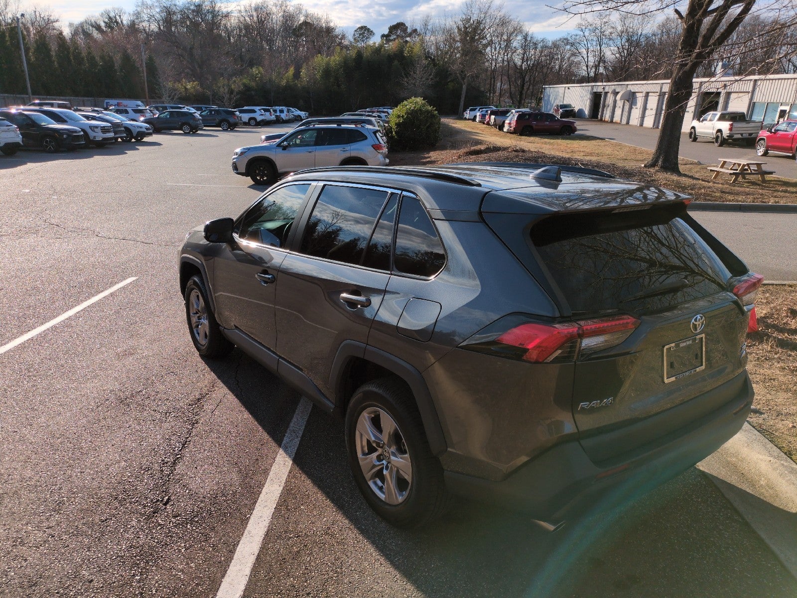 2023 Toyota RAV4 XLE