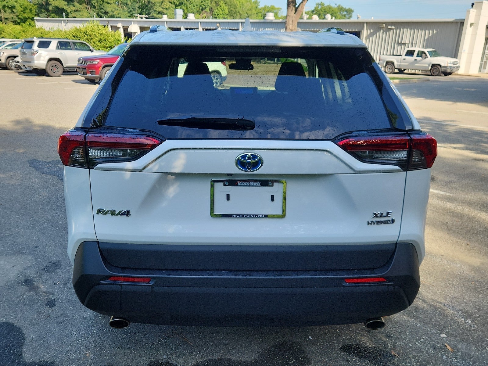 2023 Toyota RAV4 Hybrid XLE