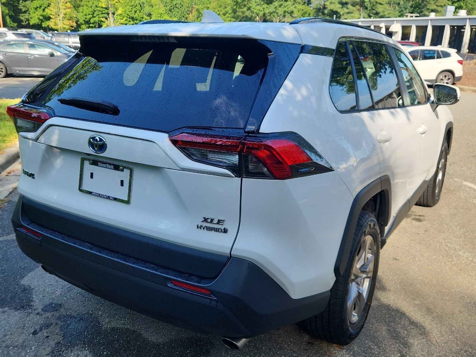 2023 Toyota RAV4 Hybrid XLE