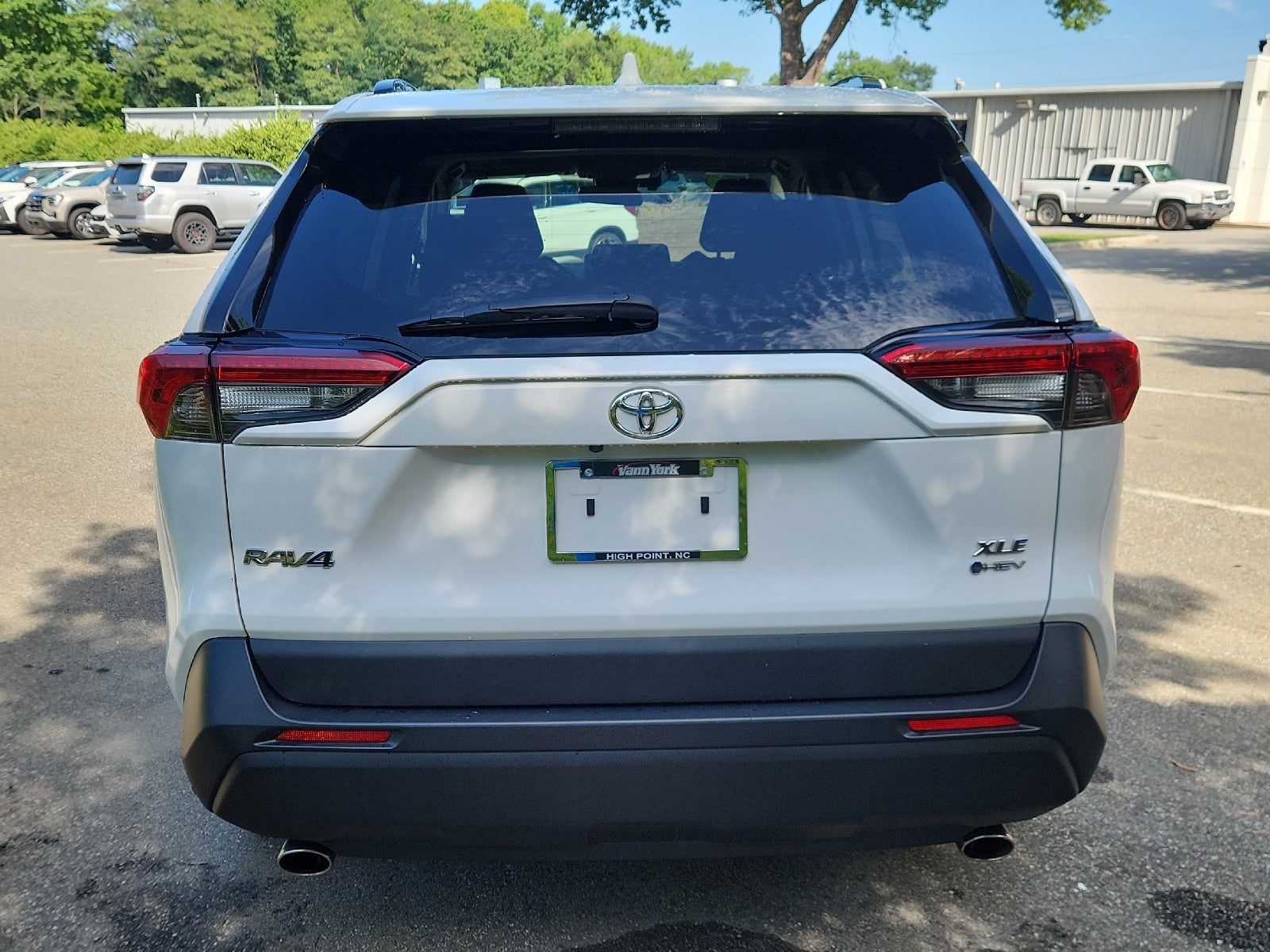 2025 Toyota RAV4 Hybrid XLE