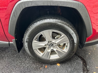 2022 Toyota RAV4 Hybrid XLE