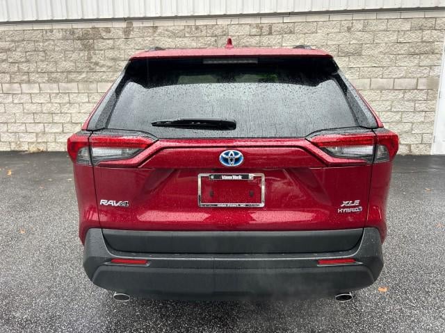 2022 Toyota RAV4 Hybrid XLE