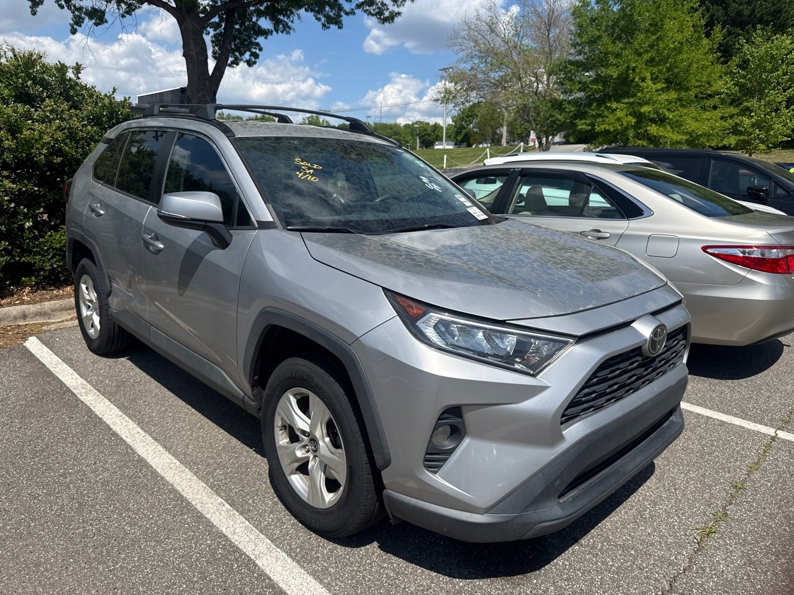 2020 Toyota RAV4 XLE